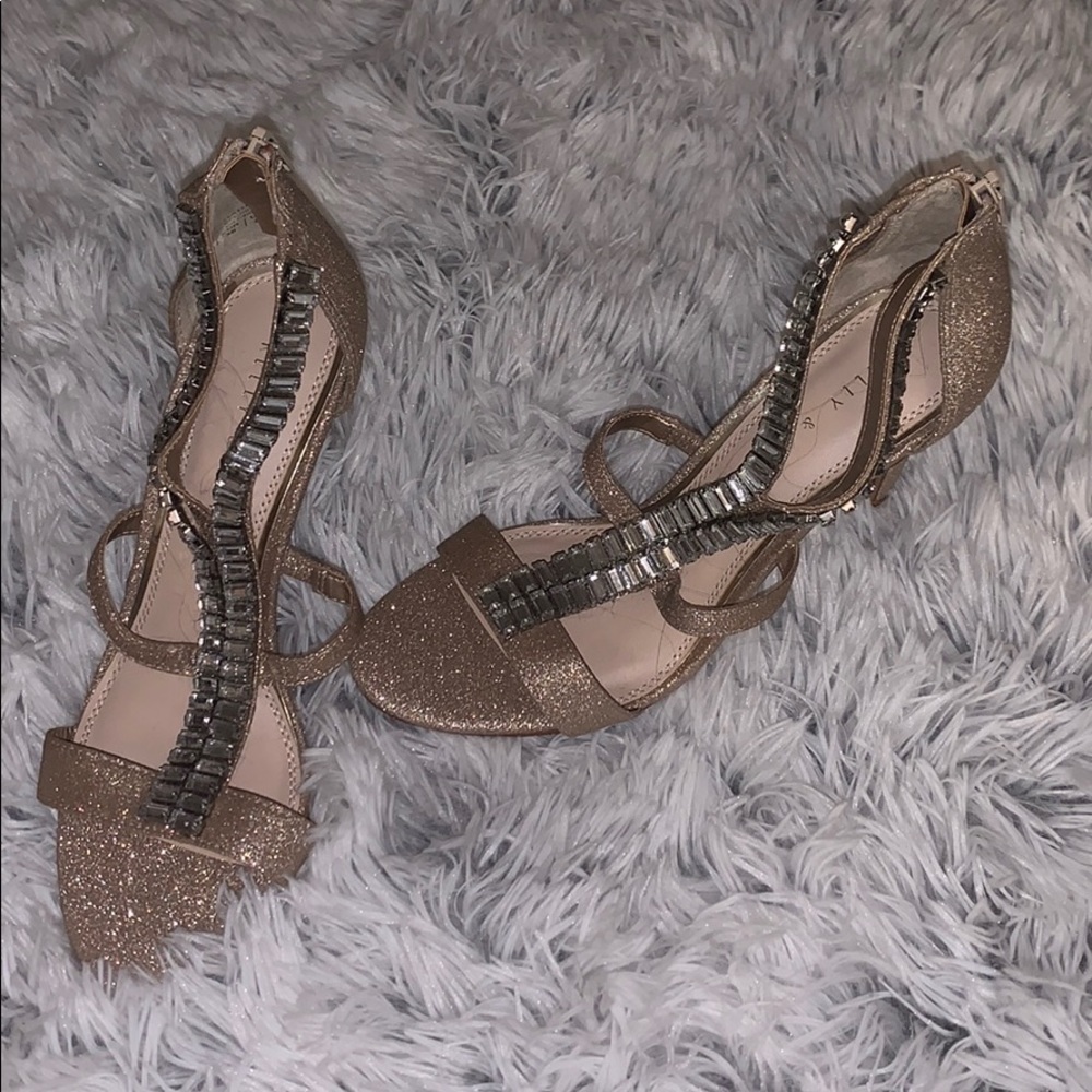 Rose gold heels!